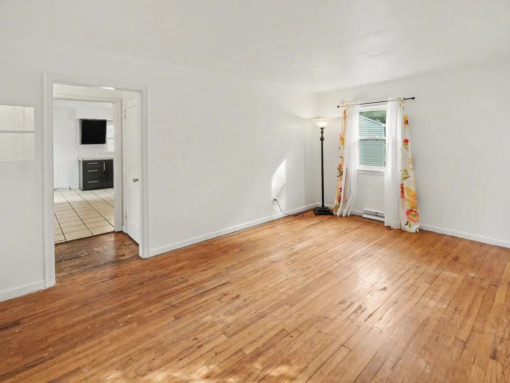 533 Hunt Place Ypsilanti Charter Township MI 48198