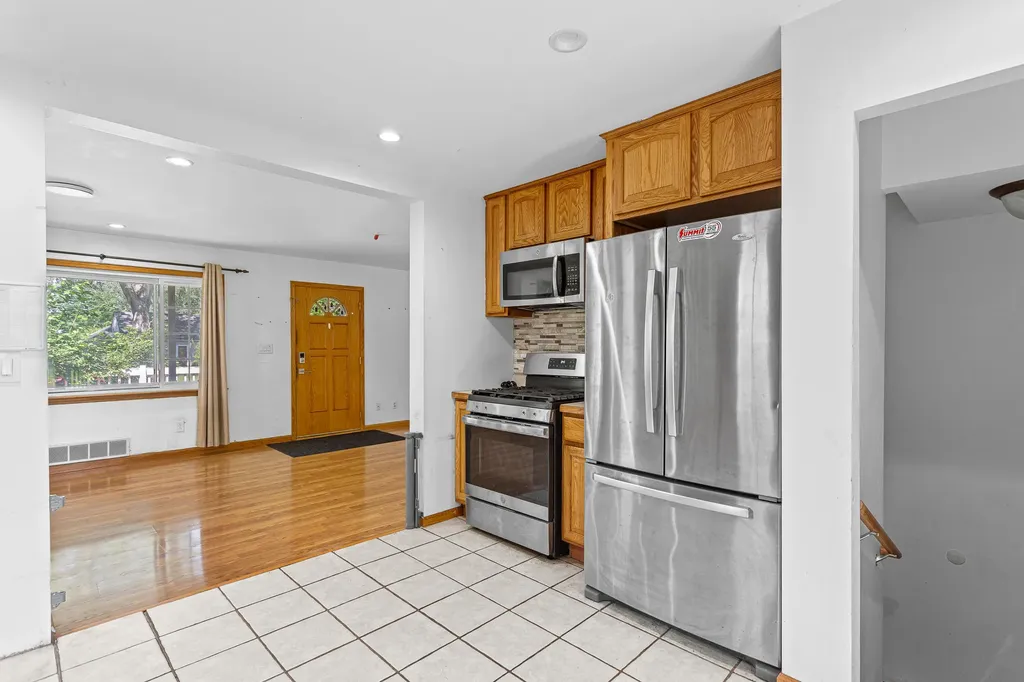 6047 Wellington Street Taylor City MI 48180