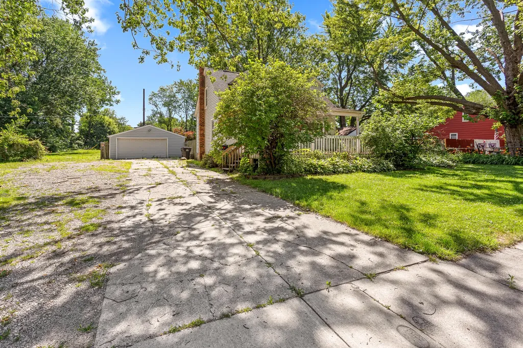 6047 Wellington Street Taylor City MI 48180