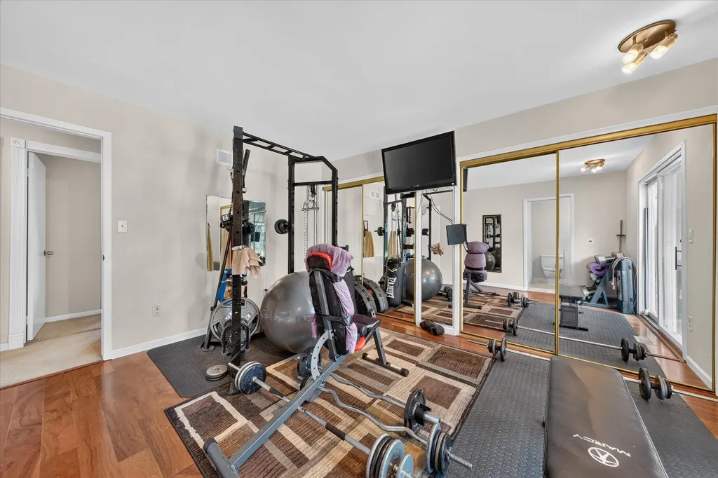 245 Roseland Drive Canton Charter Township MI 48187