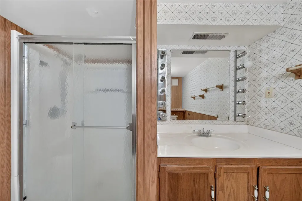 245 Roseland Drive Canton Charter Township MI 48187