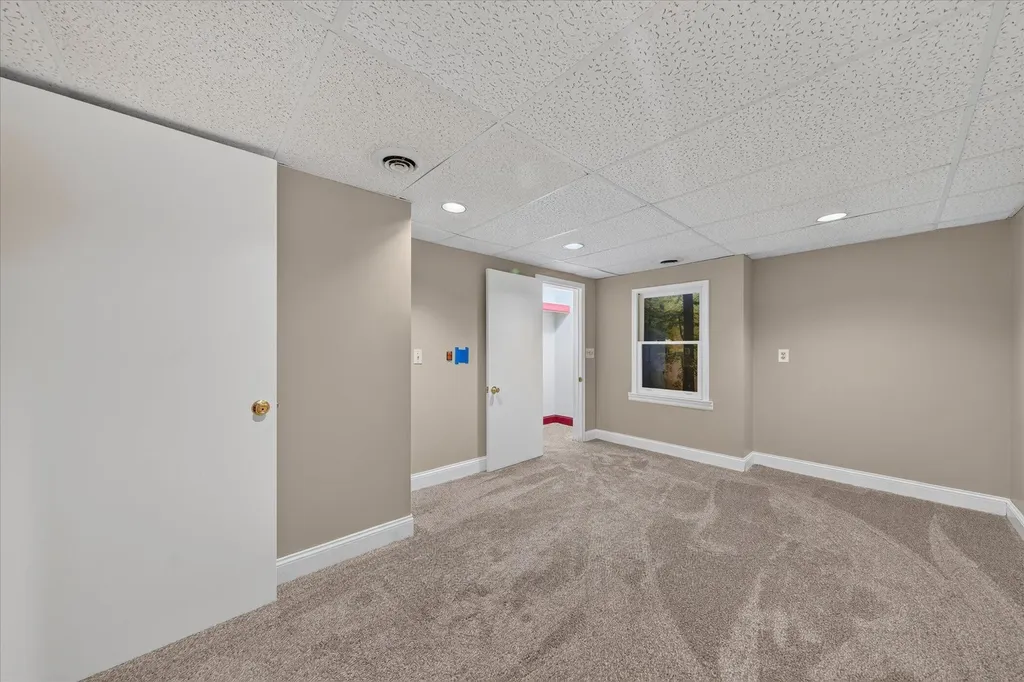 245 Roseland Drive Canton Charter Township MI 48187
