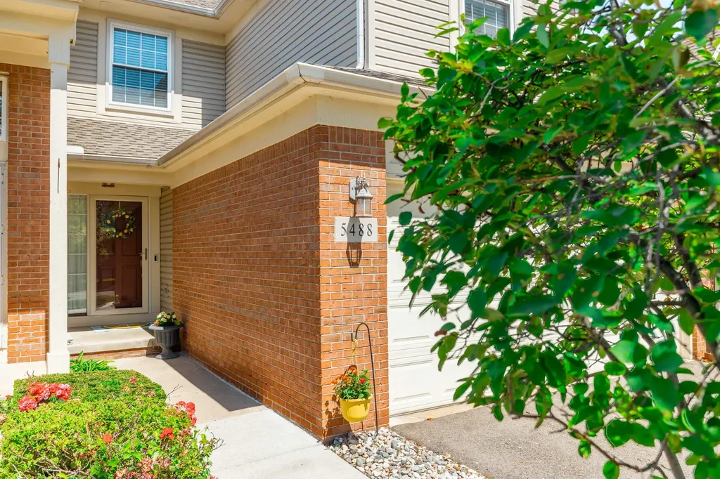 5488 Elmhurst Drive Trenton City MI 48183