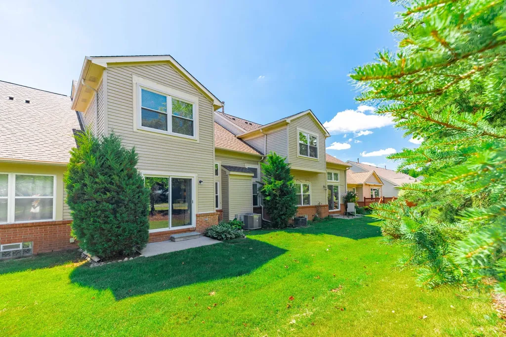 5488 Elmhurst Drive Trenton City MI 48183
