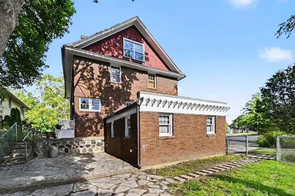 1504 Greenwood Avenue Jackson City MI 49203