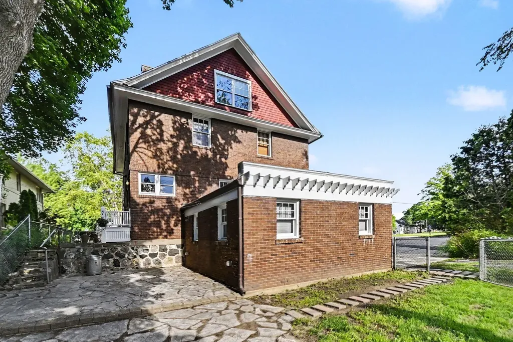 1504 Greenwood Avenue Jackson City MI 49203