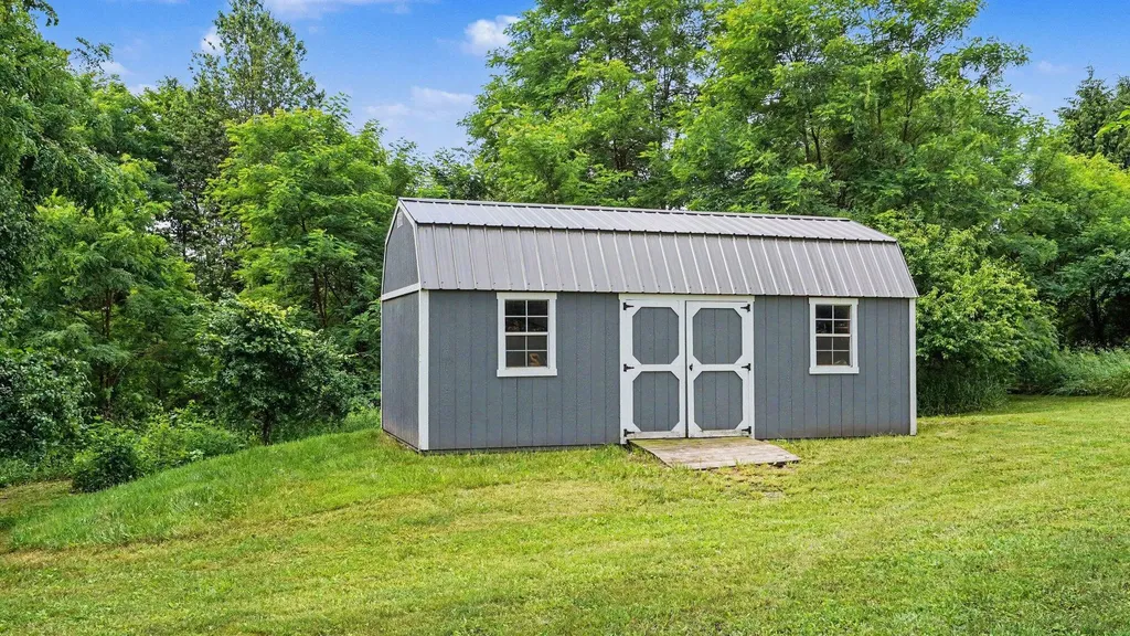 2188 Sylvan Road Sylvan Township MI 48118
