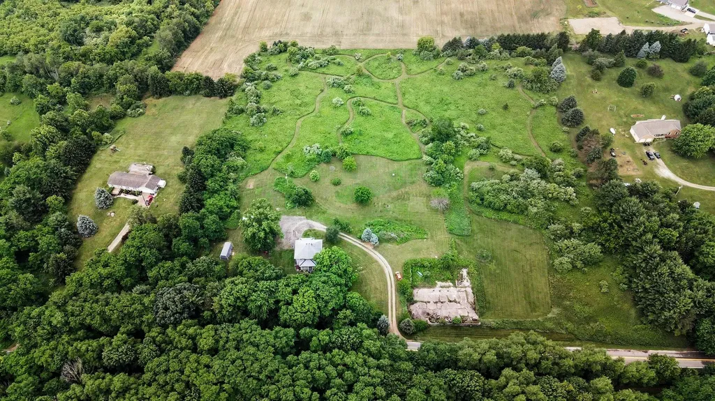 2188 Sylvan Road Sylvan Township MI 48118