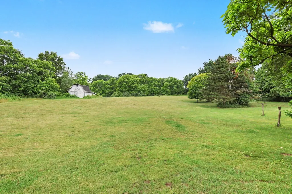 10691 Roepke Road Chelsea City MI 48118