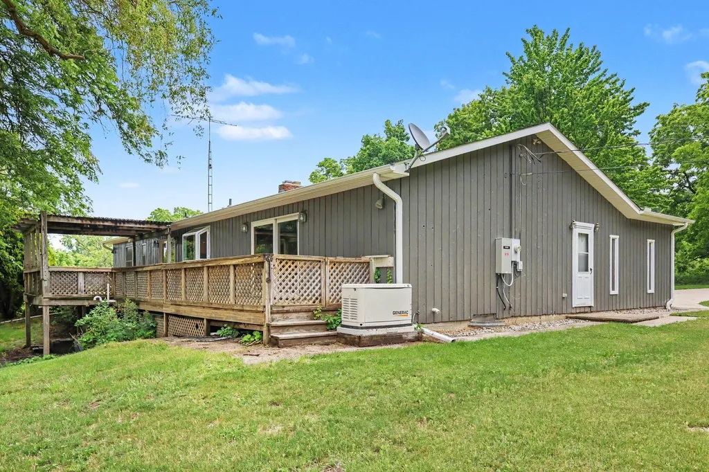 10691 Roepke Road Chelsea City MI 48118