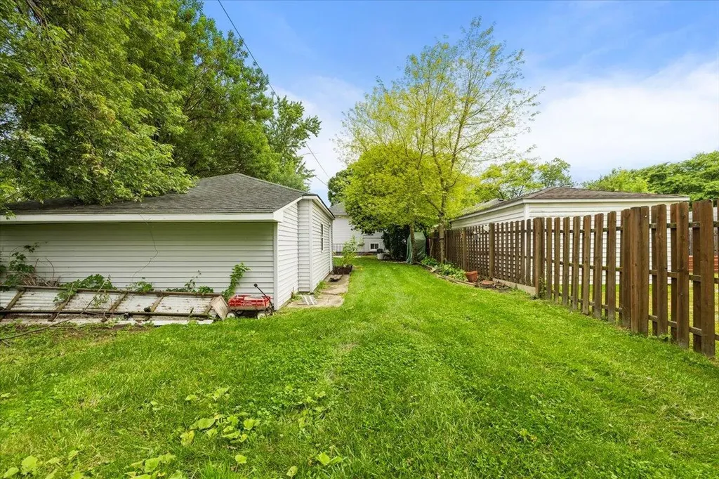 23831 Deziel Street St. Clair Shores City MI 48082