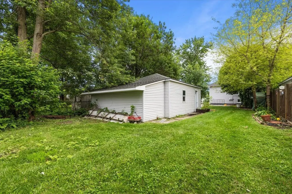 23831 Deziel Street St. Clair Shores City MI 48082