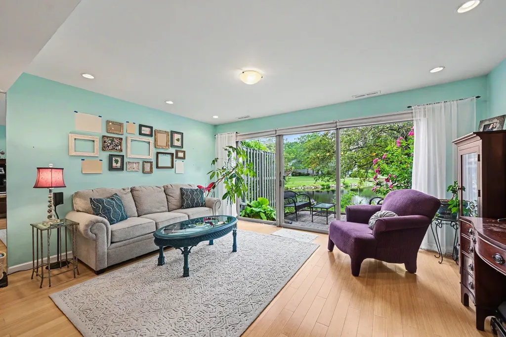 620 Peninsula Court Ann Arbor City MI 48105