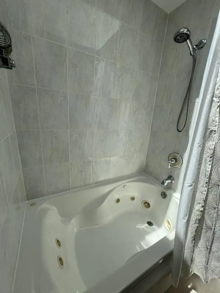 620 Peninsula Court Ann Arbor City MI 48105