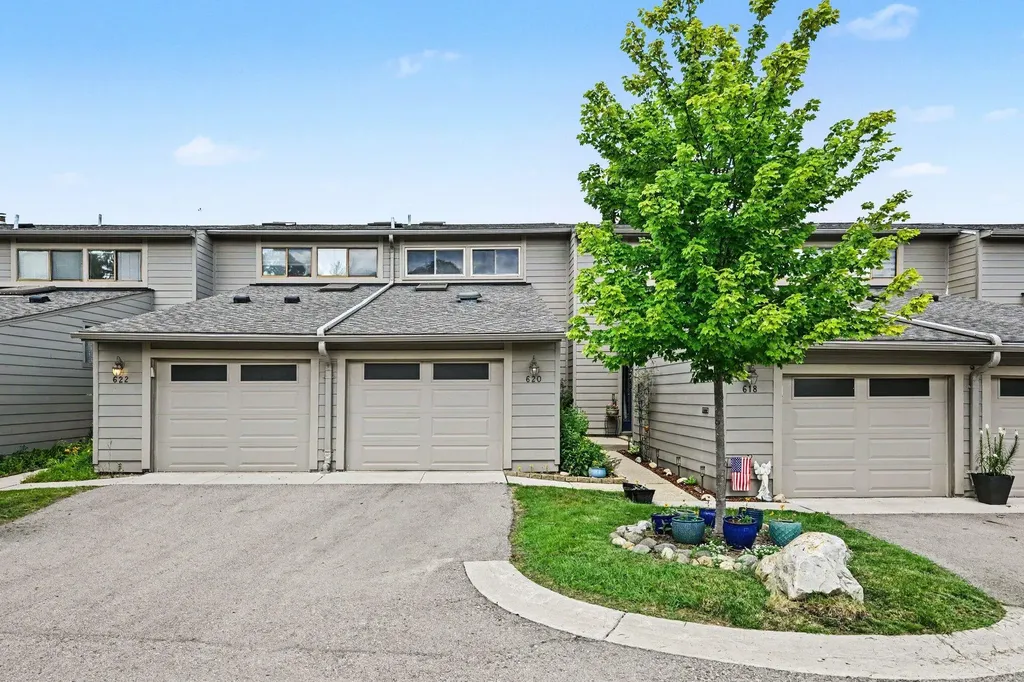 620 Peninsula Court Ann Arbor City MI 48105