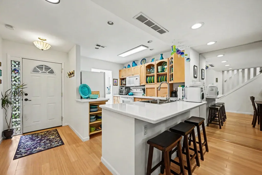 620 Peninsula Court Ann Arbor City MI 48105