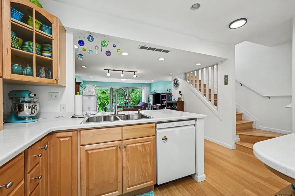 620 Peninsula Court Ann Arbor City MI 48105