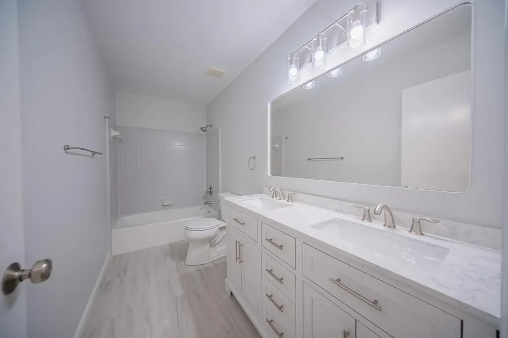 3126 Fairhaven Court Ann Arbor City MI 48105
