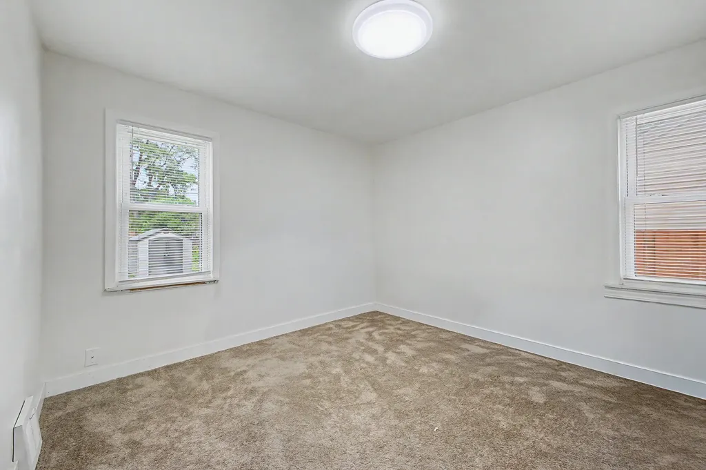 26154 Pennie Street Dearborn Heights City MI 48125
