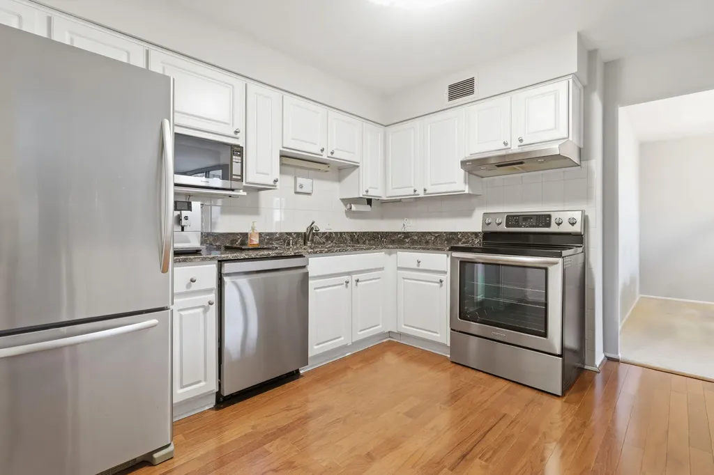 1050 Wall Street Ann Arbor City MI 48105