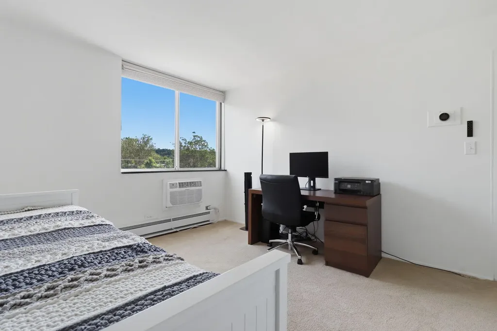 1050 Wall Street Ann Arbor City MI 48105