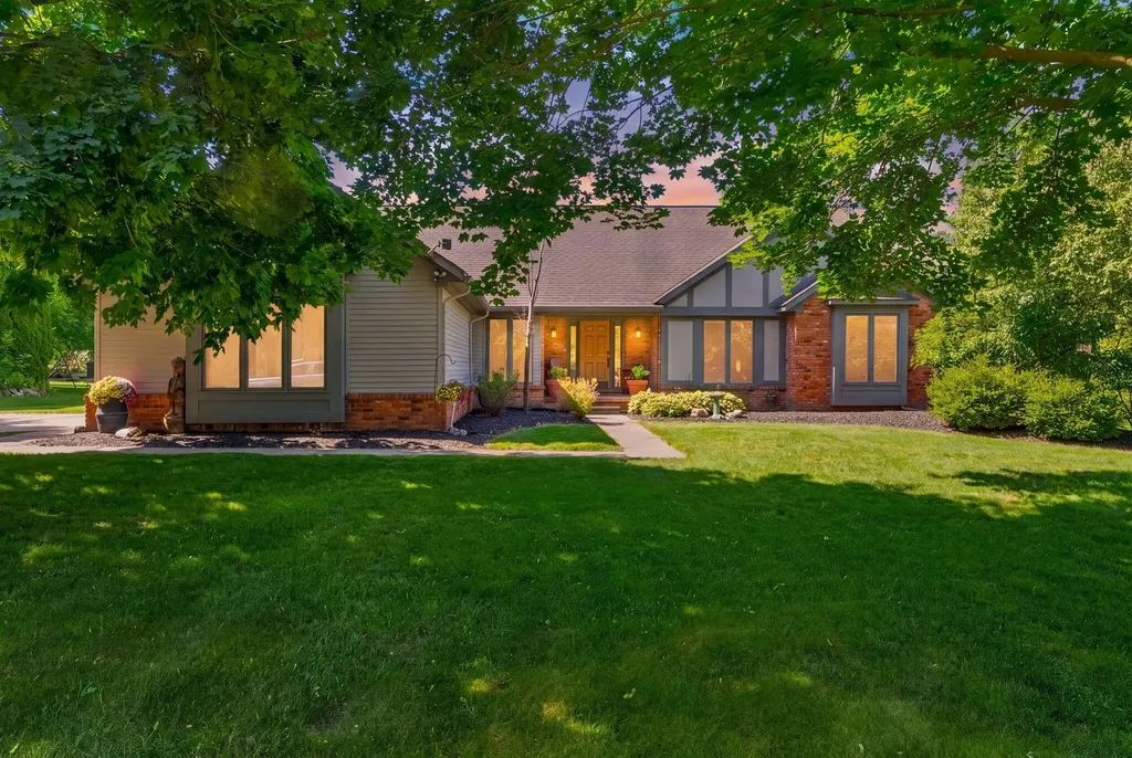 1198 Ridgeview Circle Unknown City MI 48362
