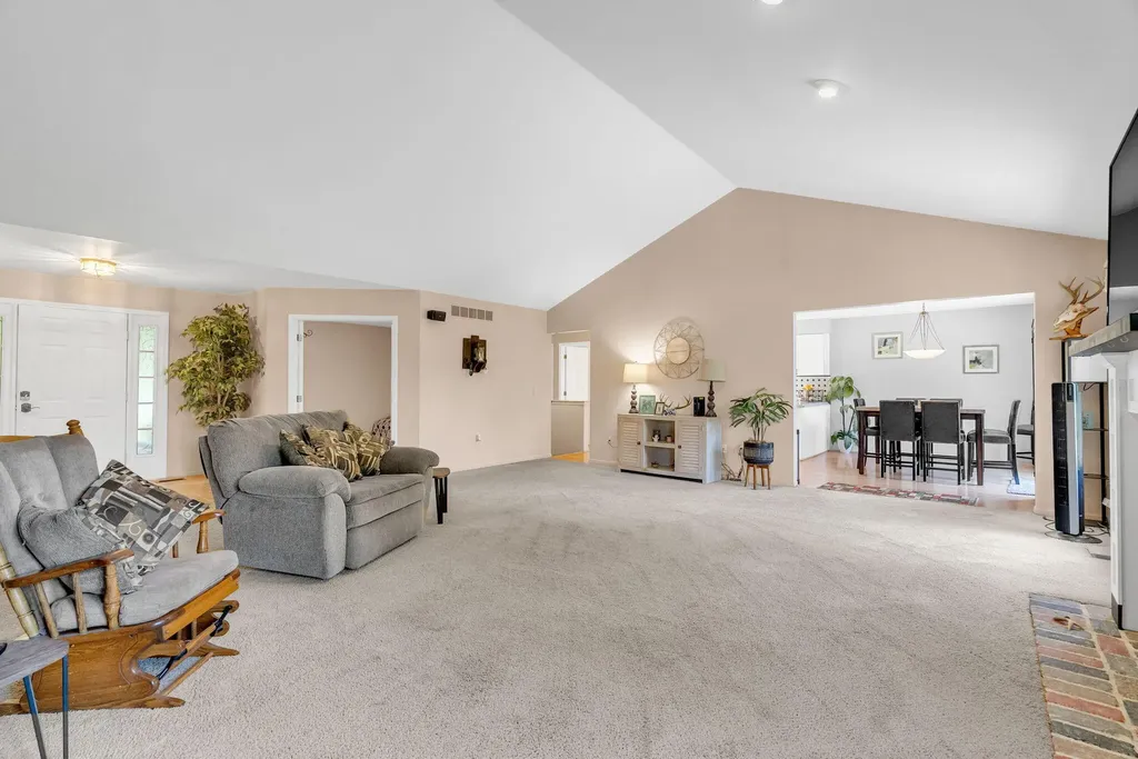 1198 Ridgeview Circle Unknown City MI 48362