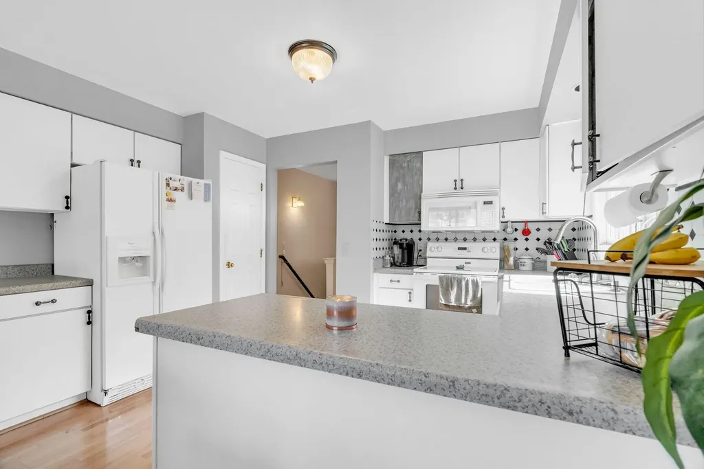 1198 Ridgeview Circle Unknown City MI 48362