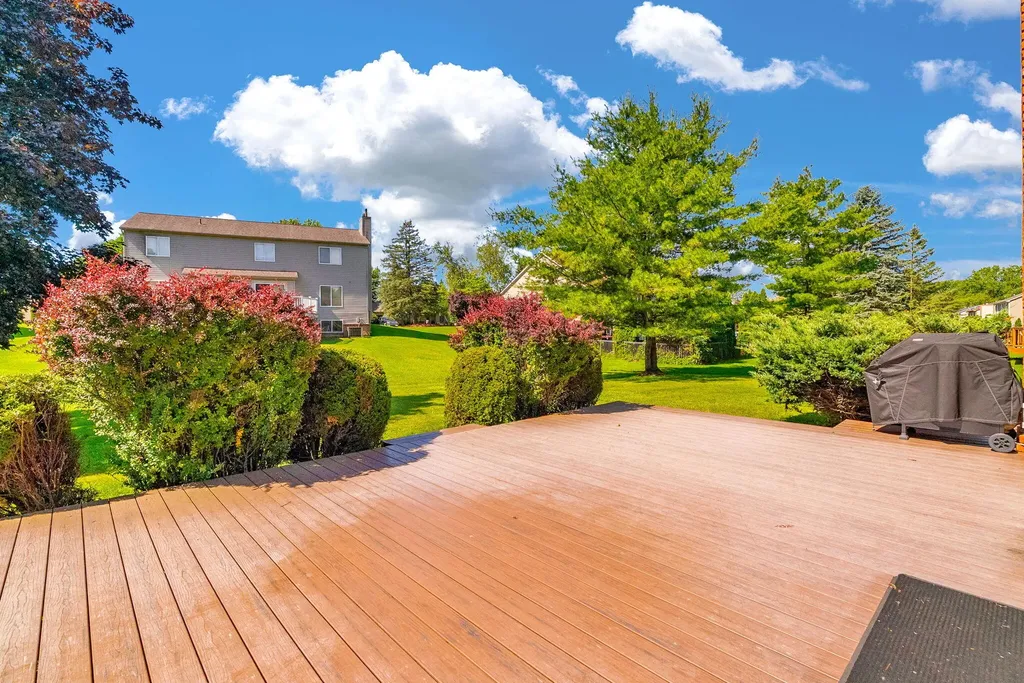 1198 Ridgeview Circle Unknown City MI 48362