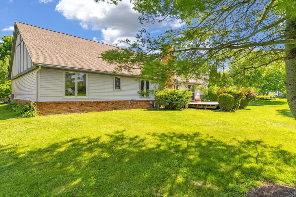 1198 Ridgeview Circle Unknown City MI 48362