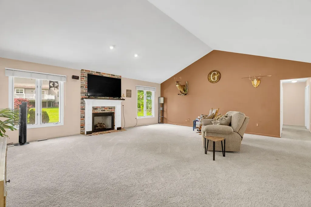 1198 Ridgeview Circle Unknown City MI 48362