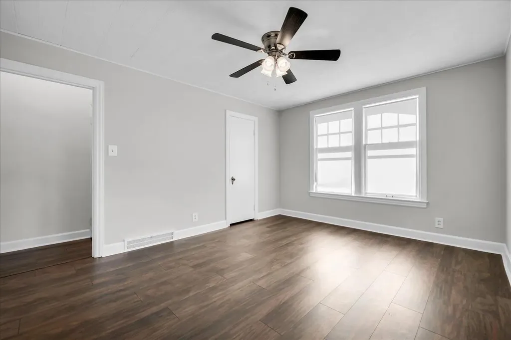 45 W Woodward Avenue Ecorse City MI 48229