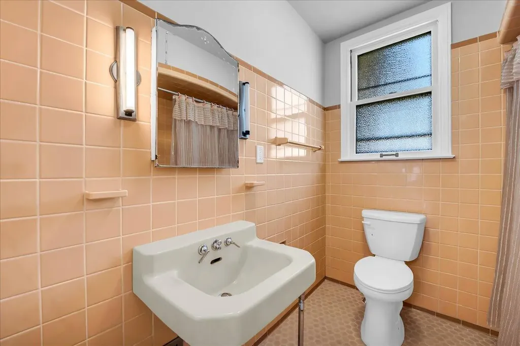 45 W Woodward Avenue Ecorse City MI 48229