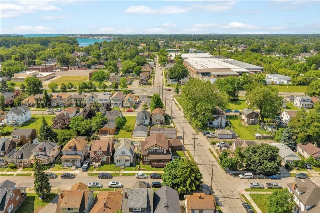 45 W Woodward Avenue Ecorse City MI 48229