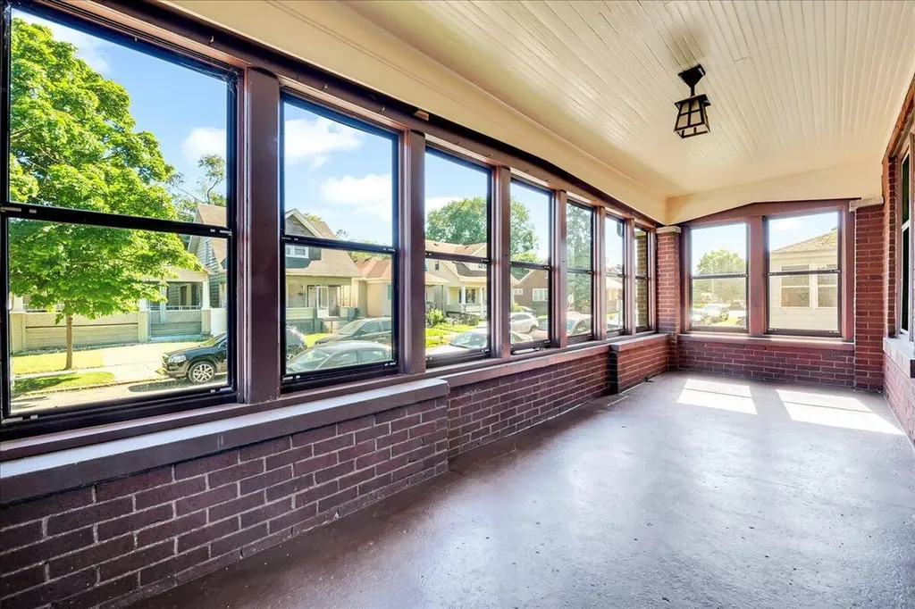 45 W Woodward Avenue Ecorse City MI 48229