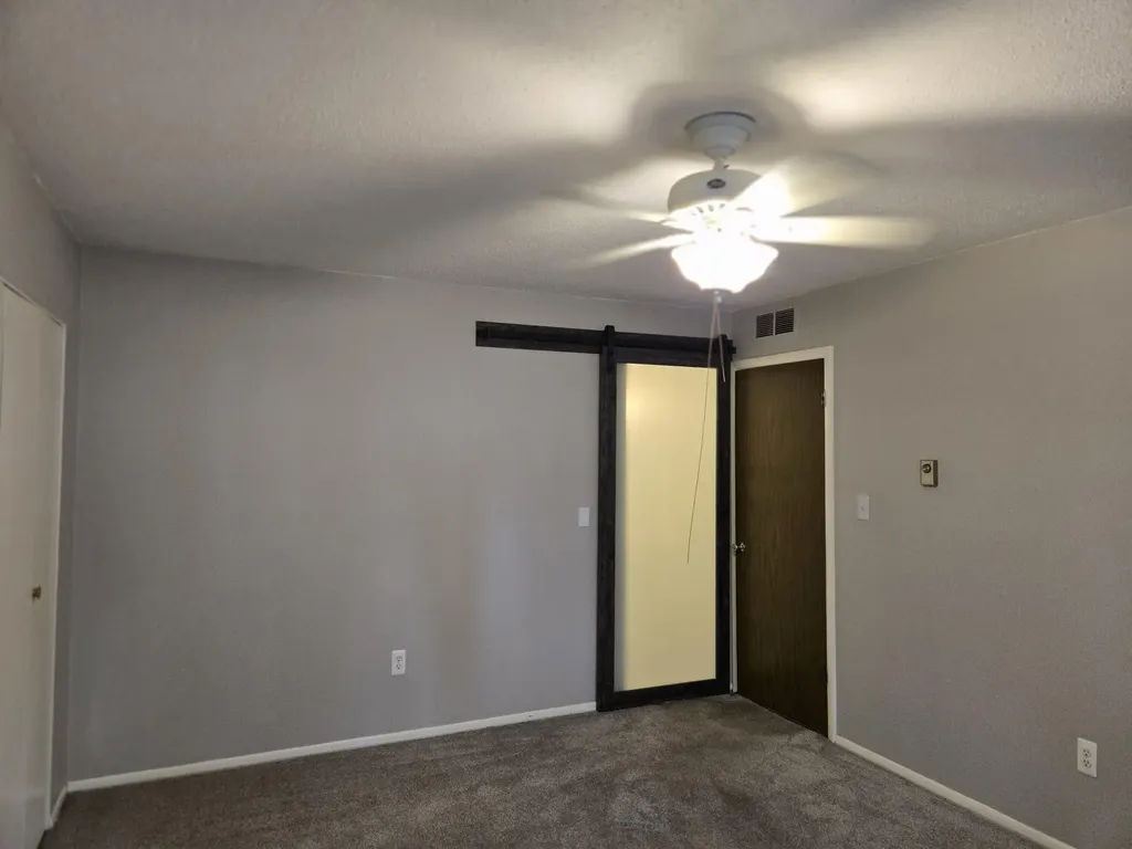 1512 Normandy Court Royal Oak City MI 48073