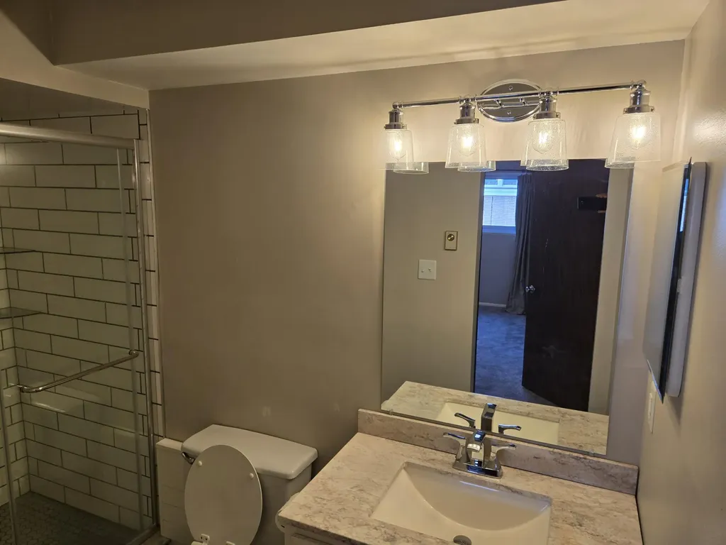 1512 Normandy Court Royal Oak City MI 48073