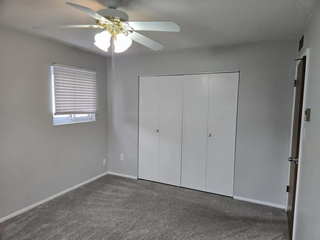 1512 Normandy Court Royal Oak City MI 48073
