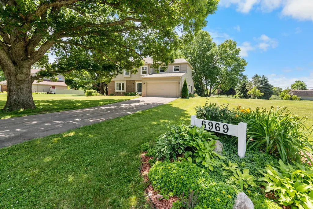 6969 Heatheridge Drive Lodi Township MI 48176
