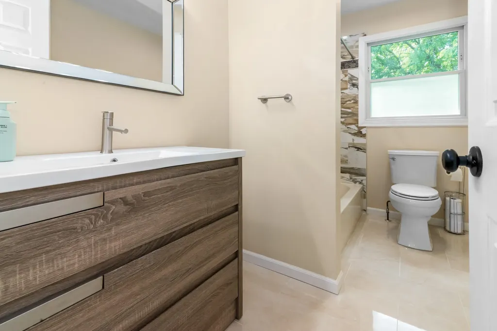 6969 Heatheridge Drive Lodi Township MI 48176
