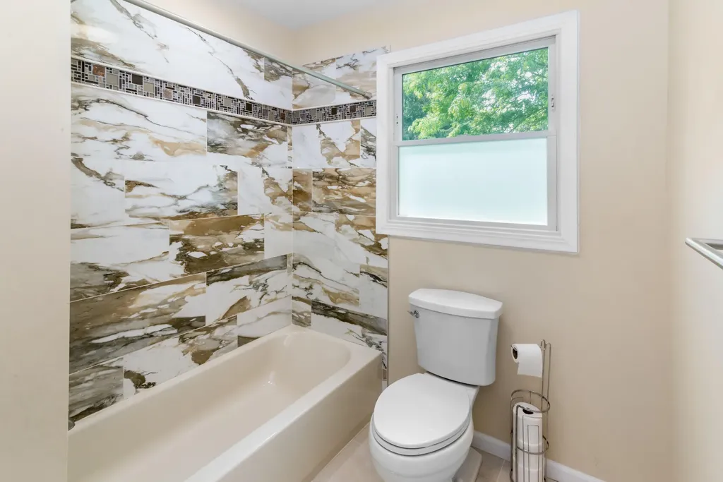 6969 Heatheridge Drive Lodi Township MI 48176