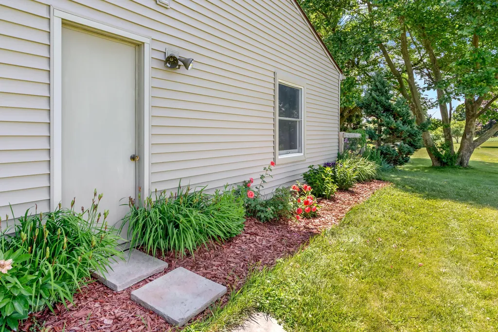 6969 Heatheridge Drive Lodi Township MI 48176