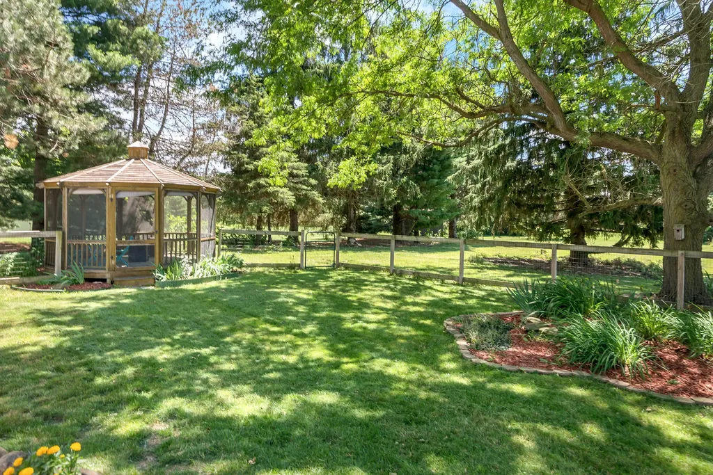 6969 Heatheridge Drive Lodi Township MI 48176