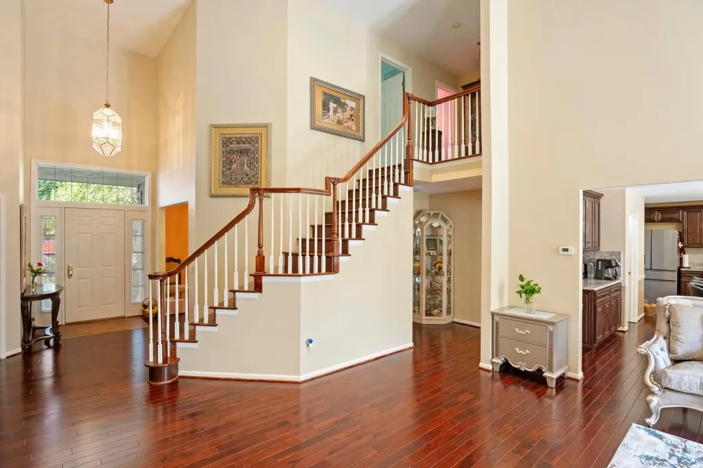 6568 Crabapple Drive Troy City MI 48098