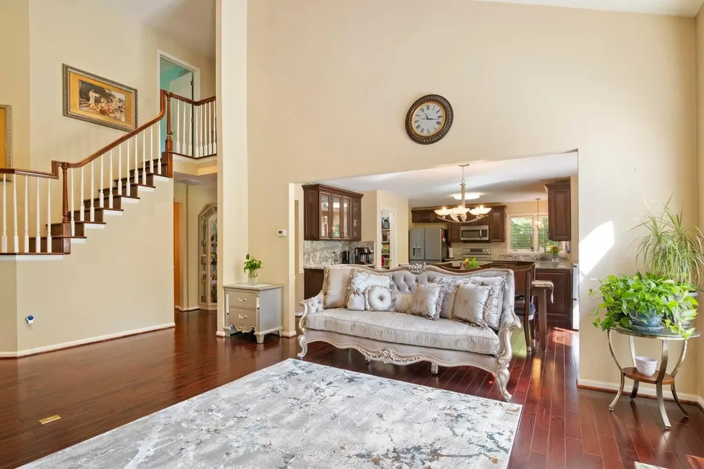 6568 Crabapple Drive Troy City MI 48098