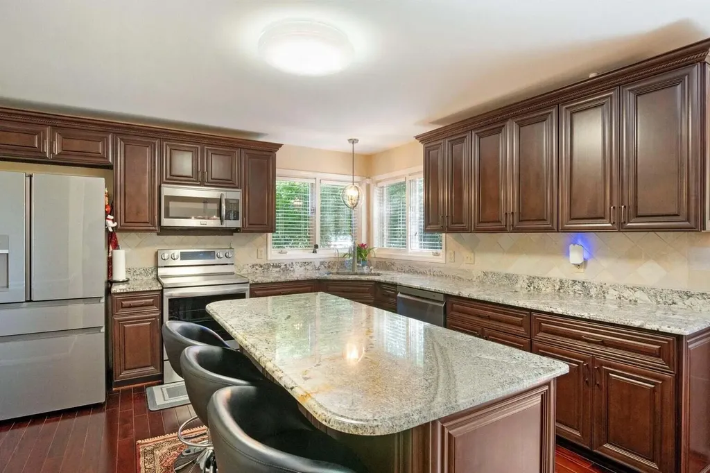 6568 Crabapple Drive Troy City MI 48098