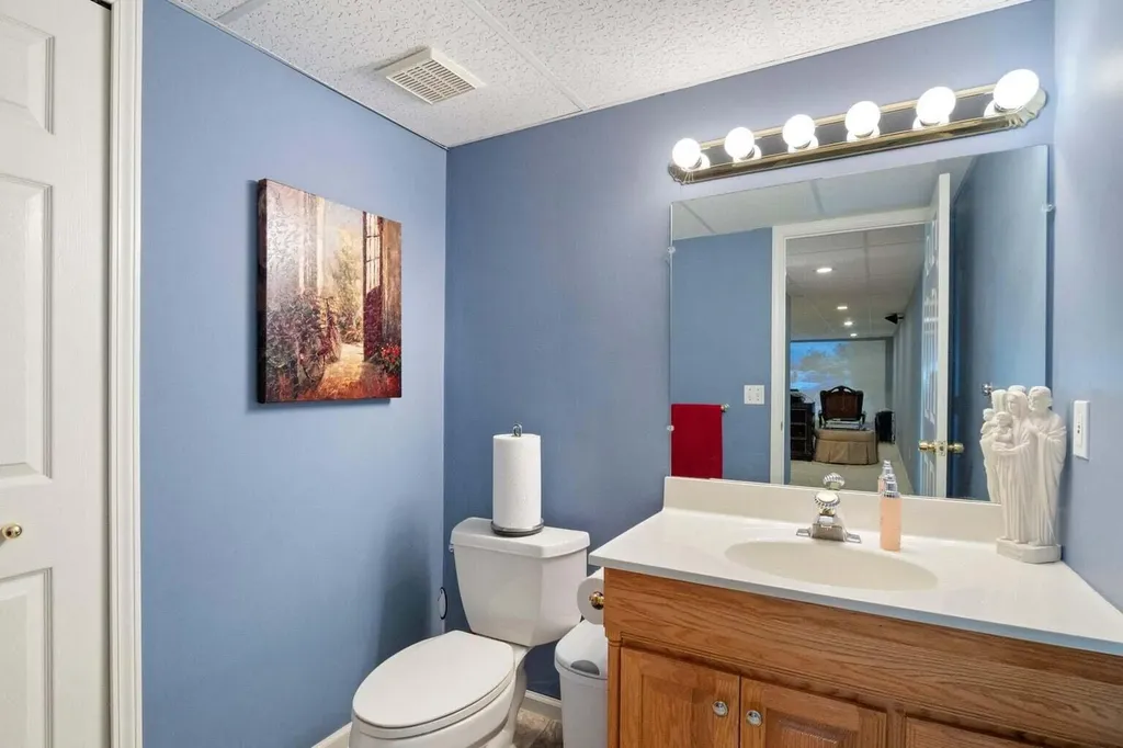 6568 Crabapple Drive Troy City MI 48098