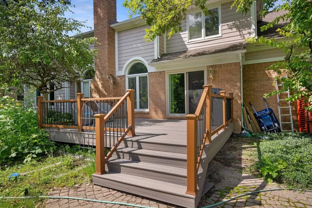 6568 Crabapple Drive Troy City MI 48098