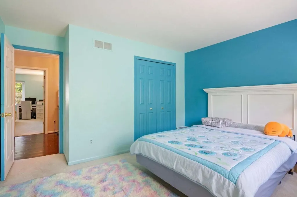 6568 Crabapple Drive Troy City MI 48098