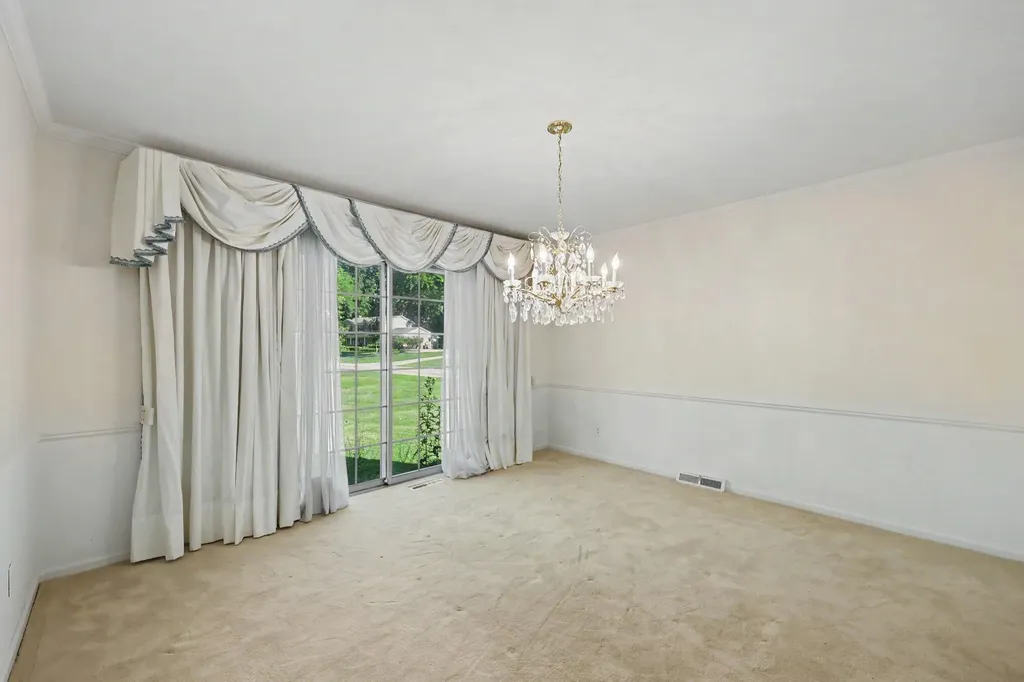 5054 Kings Gate Way Bloomfield Hills City MI 48302